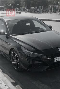 هیۆندای ئەلەنترا